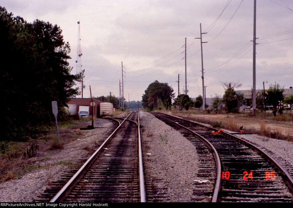 The view northbound on the original Norfolk Southern line 